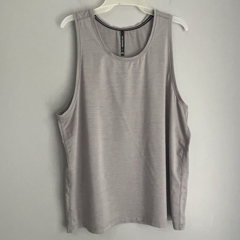 Ten Thousand Versatile Tank Top Shirt Men's L Gray Run Athletic Gym Workout Logo